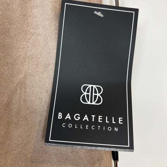 Bagatelle Women’s Faux Suede Moto Leggings - Size Medium - Color Latte - NWT - Picture 5 of 6